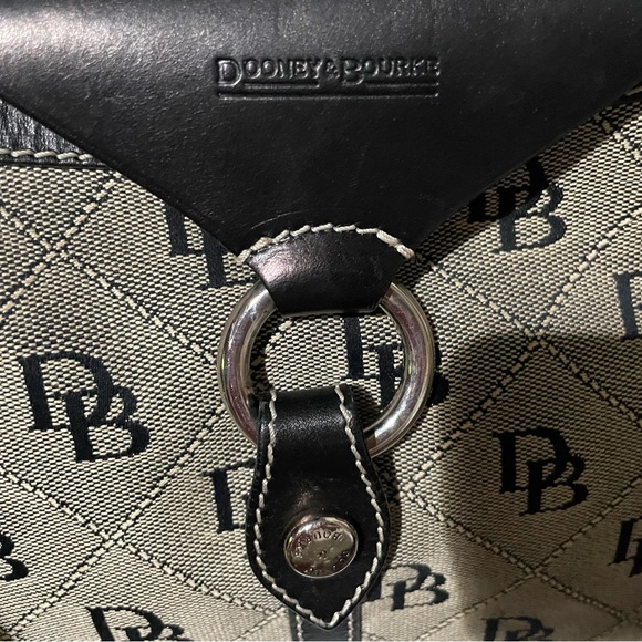 DOONEY AND BOURKE large ring flap grey and black canvas with black leather trim - Picture 10 of 16